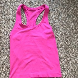 Sonic pink swiftly tech size 2!